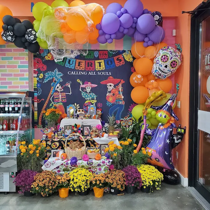 Mayas Snack Bar Picture 10