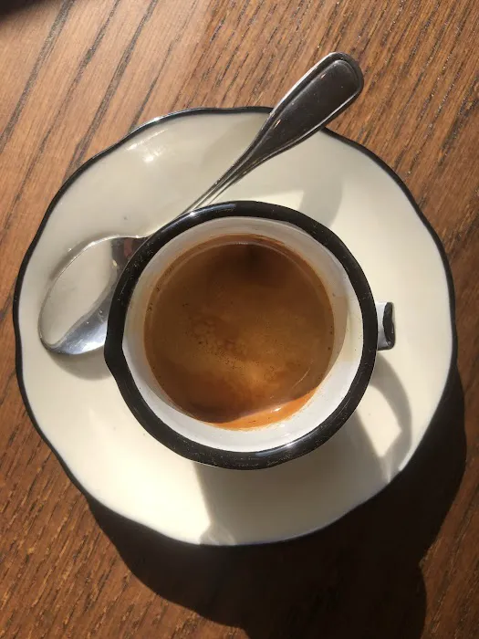 Honey Moon Coffee Shop Picture 9