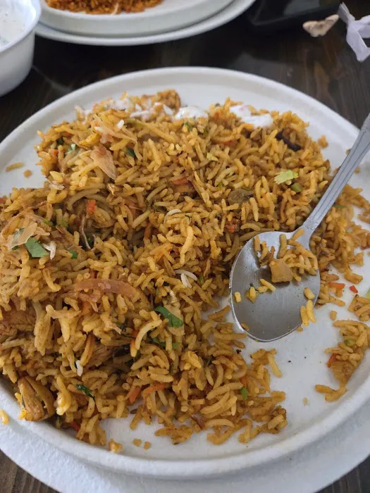 Curry Leaf Indian Cuisine Picture 2