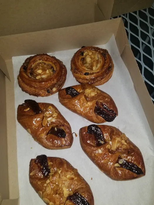 Pastries Unlimited Picture 1