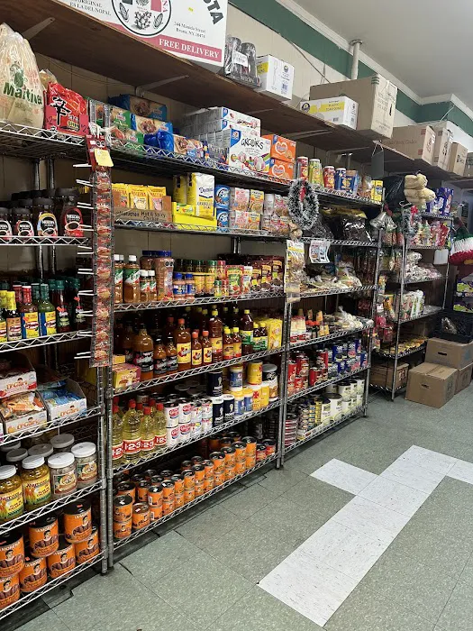Armandos Grocery & Bakery Picture 10