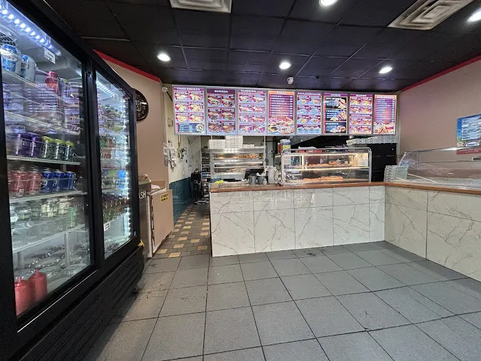 Sam Burger & Grill Picture 8