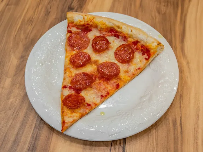 Famous Joe Pizzeria Picture 3