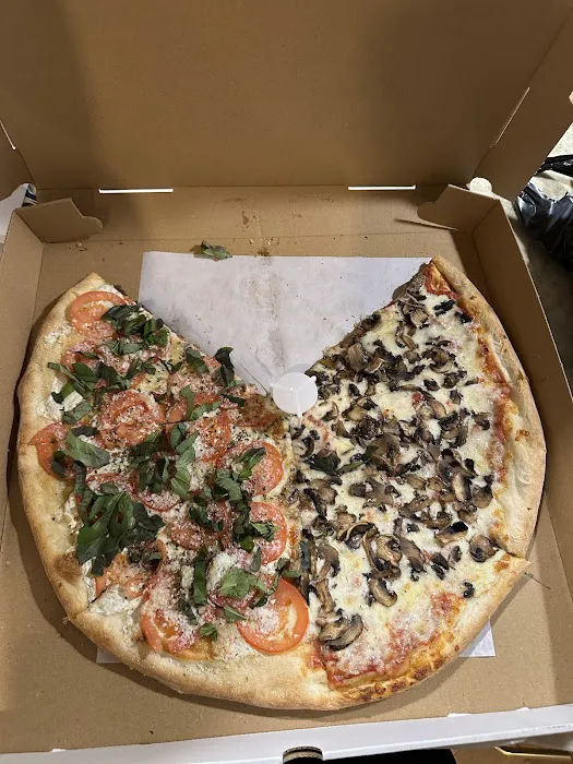 Famous Joe Pizzeria Picture 10