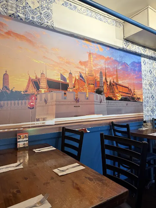 888 Hudson Thai Picture 2