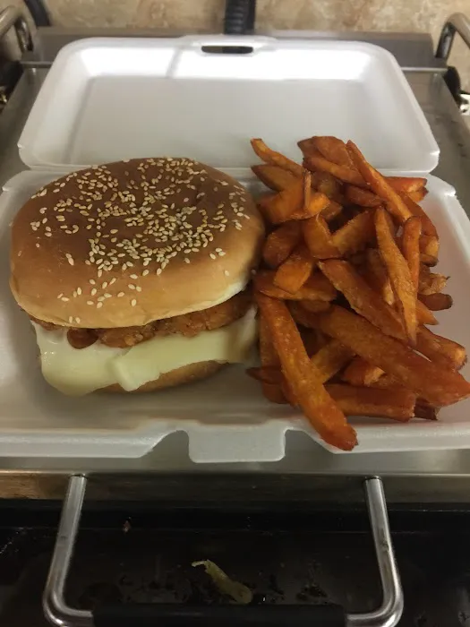 Exquisite Mini Mart Grill & Deli Picture 2