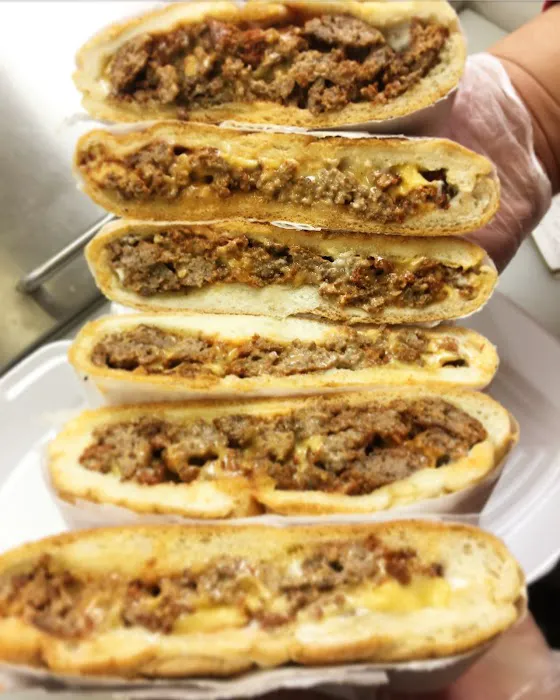 Exquisite Mini Mart Grill & Deli Picture 3