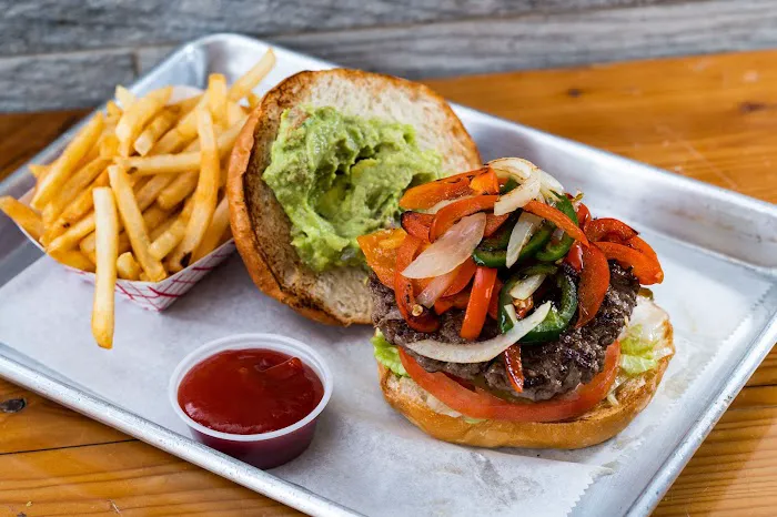 BURGERS & GRILL Picture 10