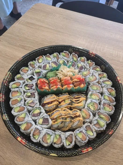 Sushi Heights Picture 7