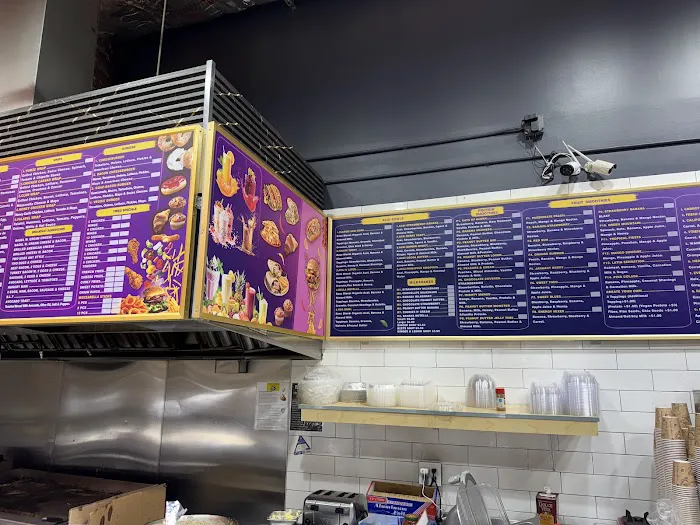 Stop one deli Picture 4