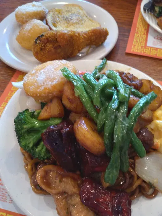 Merryland Buffet Picture 7