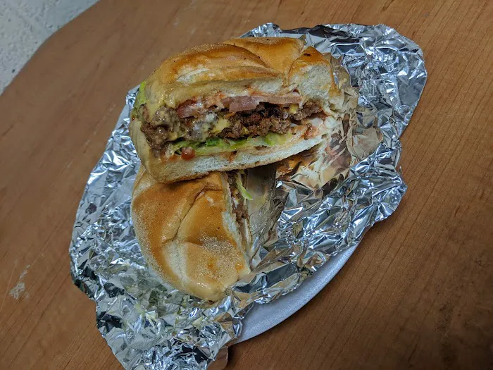 Diala Deli Picture 4