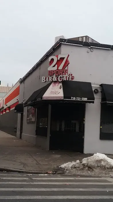 27 Sport Bar & Cafe Picture 9