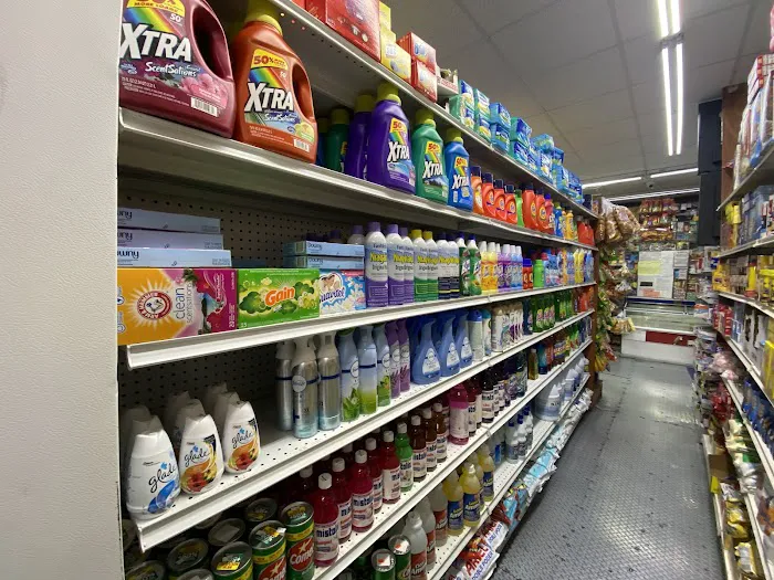 J&R super deli grocery Picture 6
