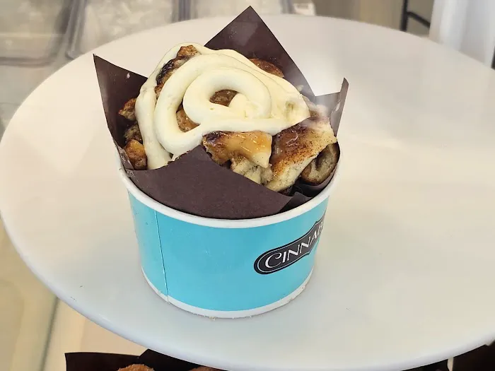 Cinnabon Picture 2