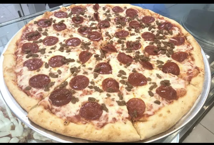 Supreme Pizza Picture 4