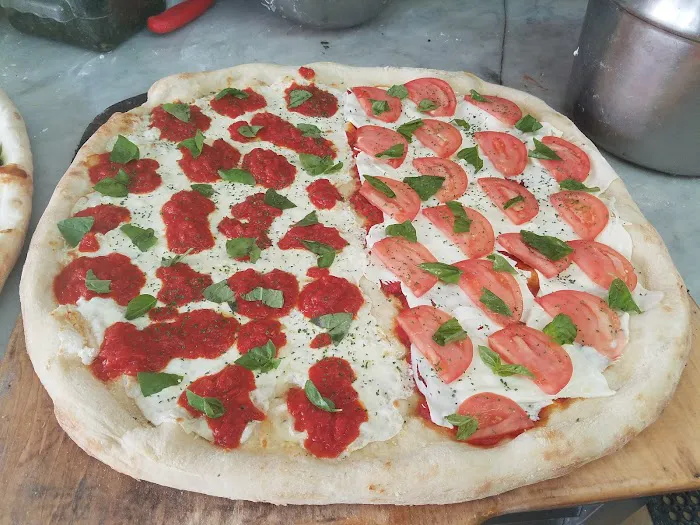 Best Italian Pizza Picture 2