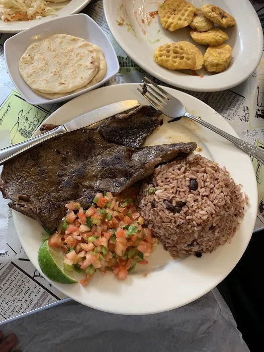 El Salvadoreño Picture 10