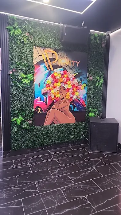 Privity Restaurant & Lounge Picture 1