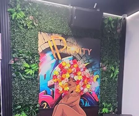 Privity Restaurant & Lounge