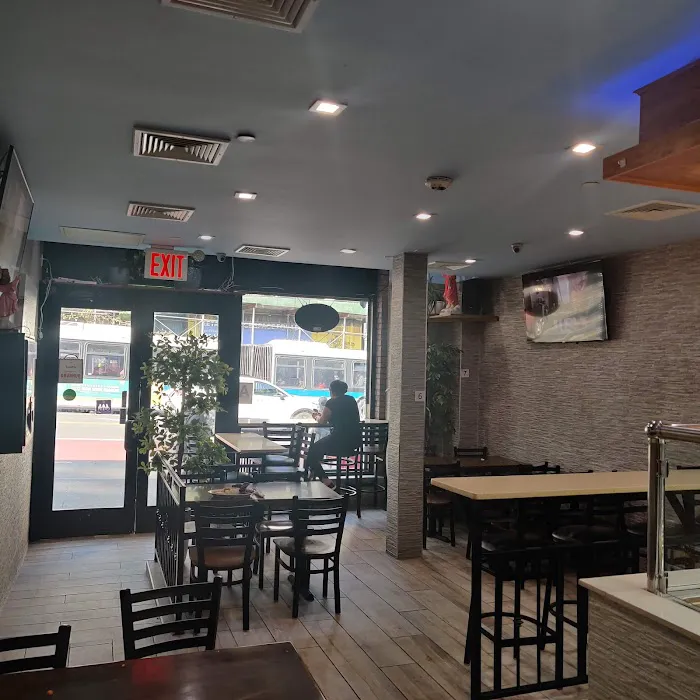 Tropilyz Restaurant Picture 2