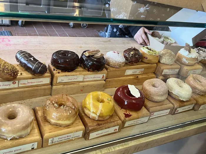 Fan Fan Doughnuts Picture 1