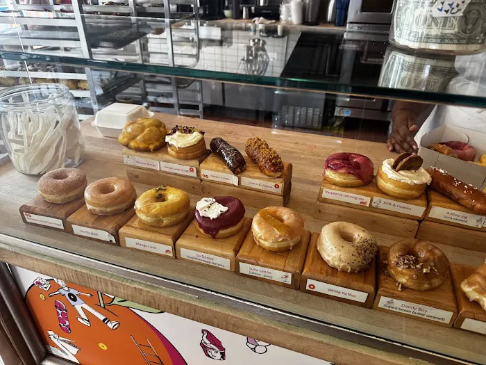 Fan Fan Doughnuts Picture 7