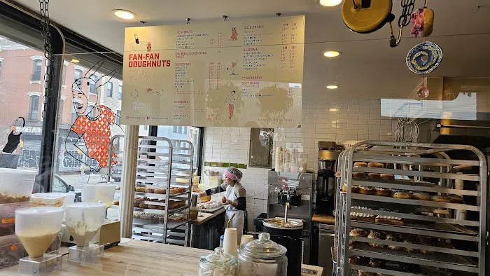 Fan Fan Doughnuts Picture 8