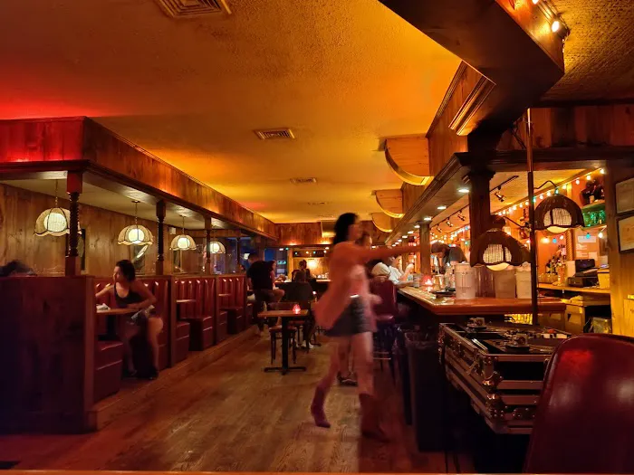 The Coyote Club Picture 1