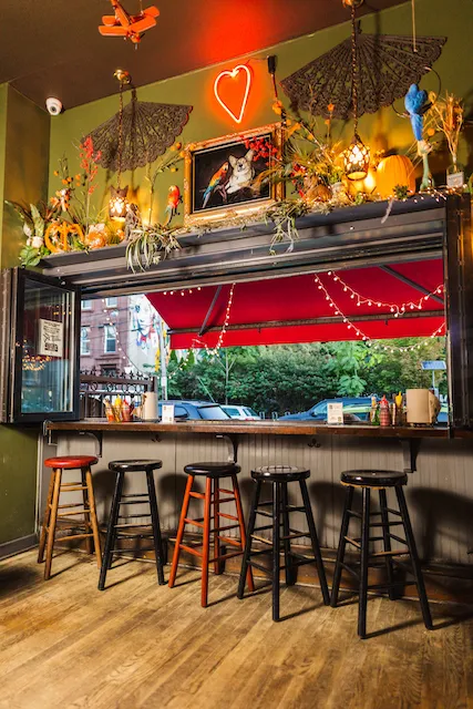 Cpt. Dan's Good Time Tavern Picture 7