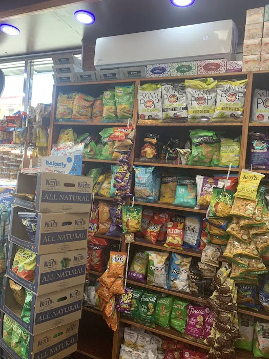 Natural Deli Picture 9