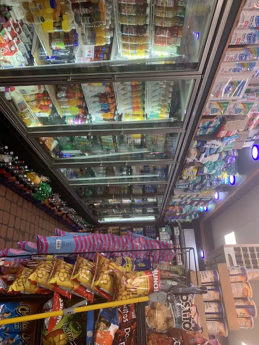 Natural Deli Picture 6