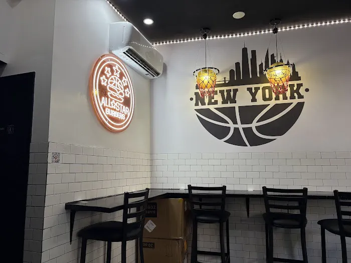 All Star Burgers Picture 2