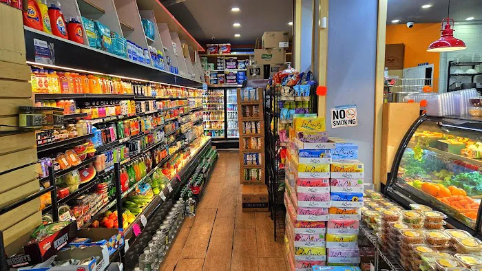 Metro Market & Deli Picture 3