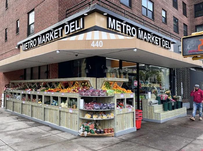Metro Market & Deli Picture 5