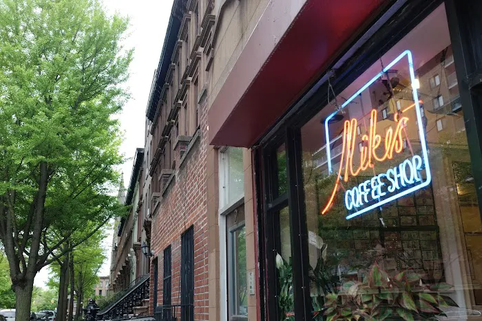 Mike's Coffee Shop Picture 2