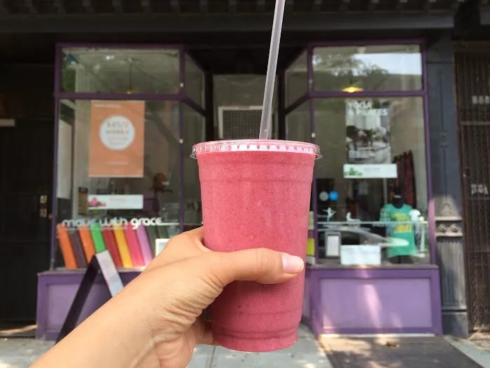 Move With Grace Organic Juice Bar Picture 2
