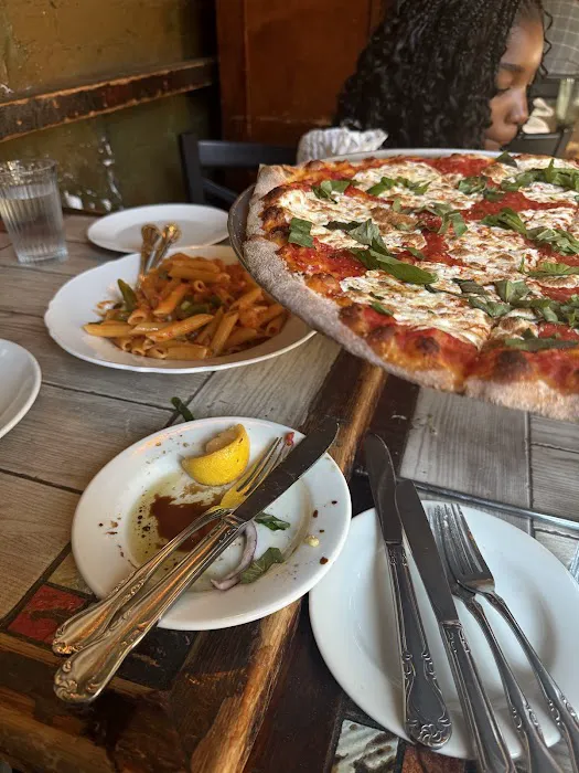 Il Porto Ristorante & Wood Fired Pizza Picture 2