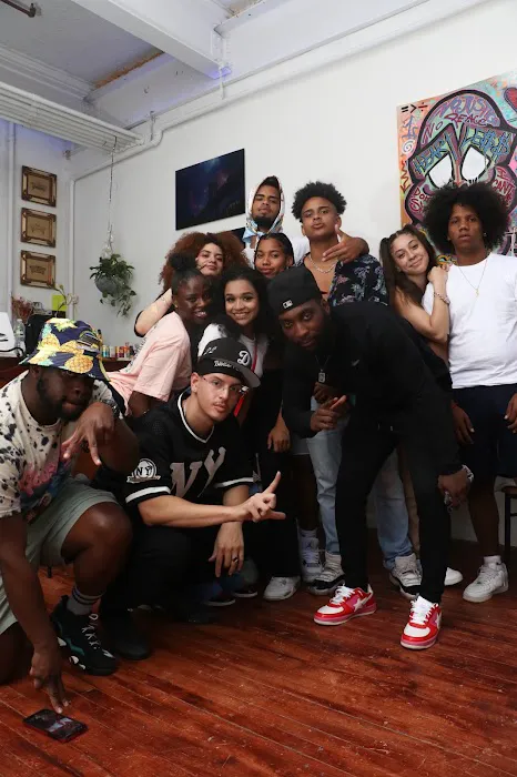 Bklyn Blue Creative + C.A.N.V.A.S. Galleries Picture 7