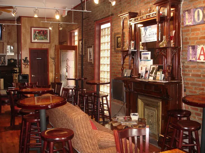 Canticles Sober Lounge Picture 8