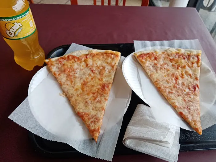 3L Boulevard Pizzeria Picture 5