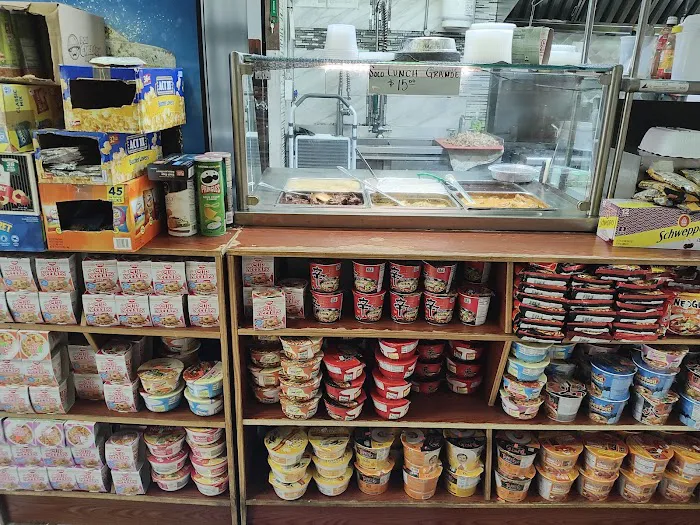 Michael Deli & Grill Picture 2