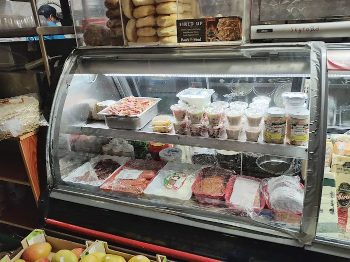 Michael Deli & Grill Picture 4