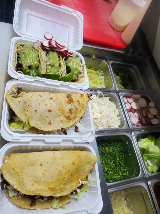Latin Food truck Picture 1