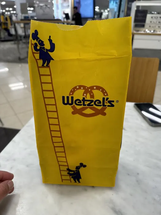 Wetzel's Pretzels Picture 4
