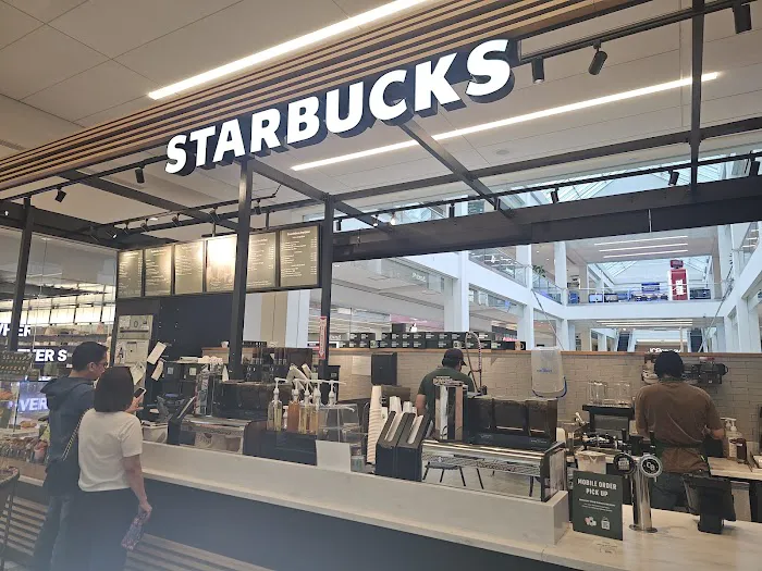 Starbucks Picture 4