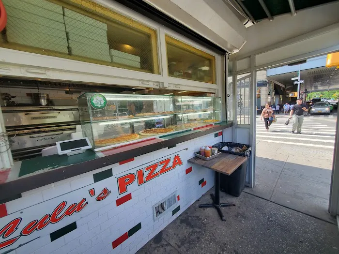 Lulu's Pizza Picture 5