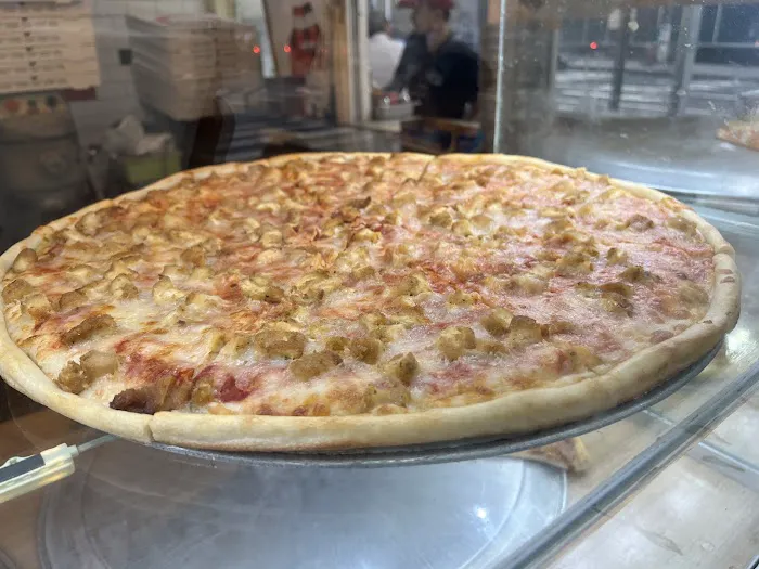Lulu's Pizza Picture 4