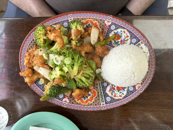 Thai Tai Eatery Picture 6