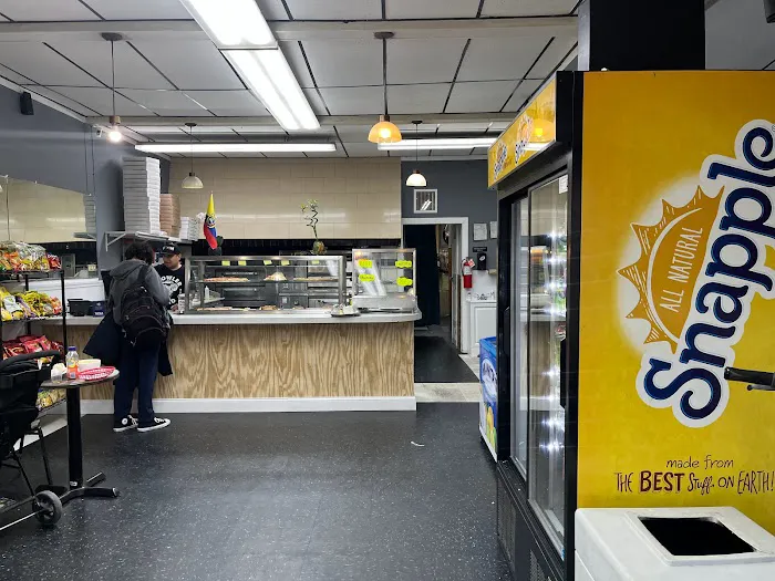 Alexandra’s Deli & Pizza Picture 7